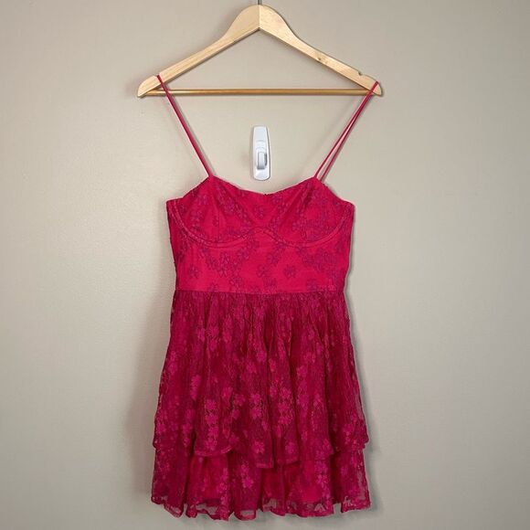 Lovers and Friends Jia Mini Dress in Electric Pink Floral Lace Size Small - Picture 3 of 11